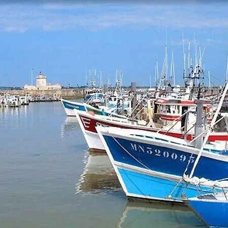 Location Studio Proche De L'ile D'oleron - Marennes Holiday home *