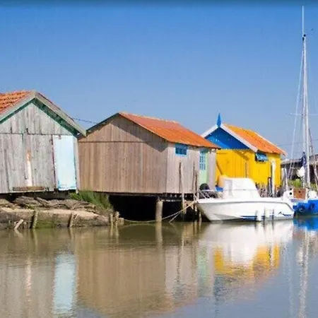 Holiday home Location Studio Proche De L'ile D'oleron - Marennes *